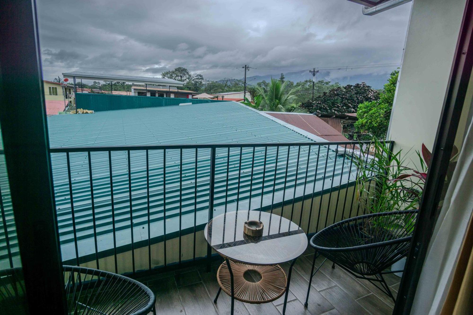Argdivan Hostel La Fortuna Buitenkant foto
