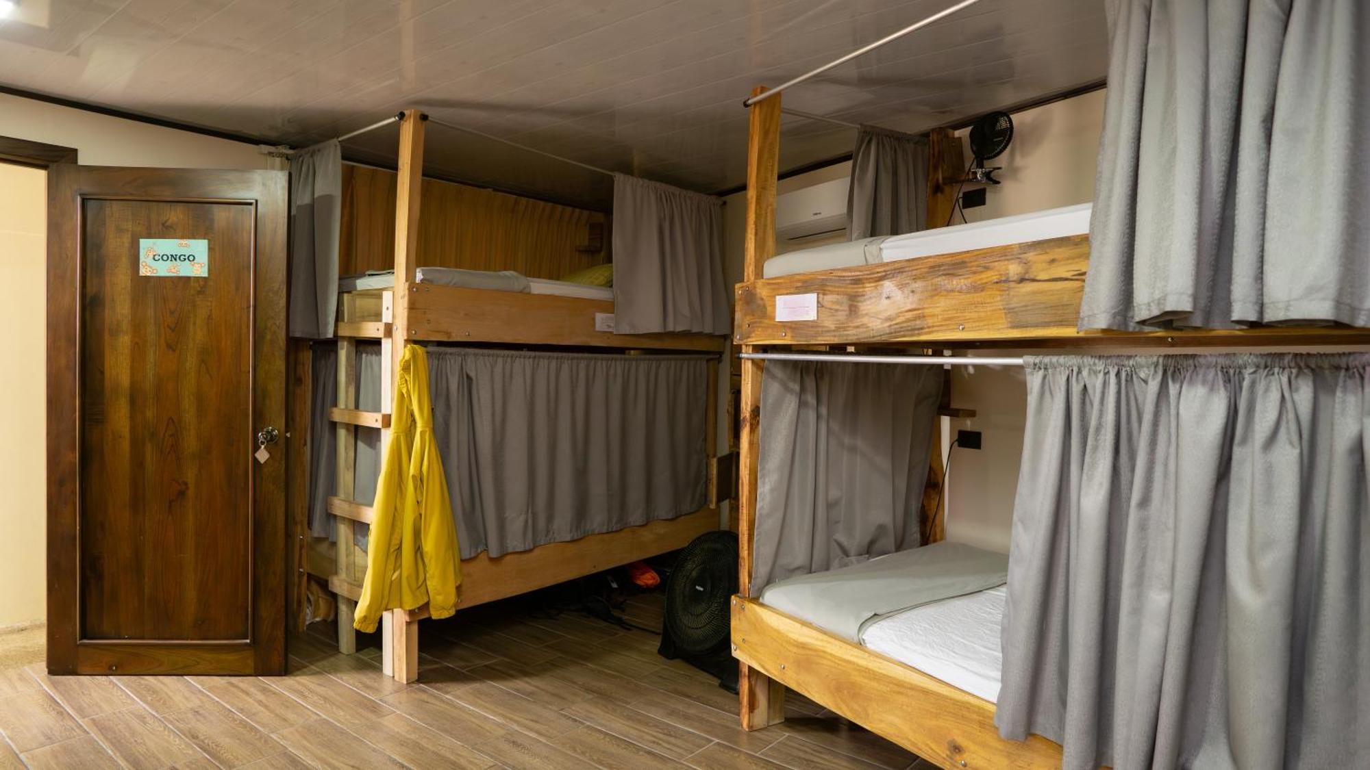 Argdivan Hostel La Fortuna Buitenkant foto