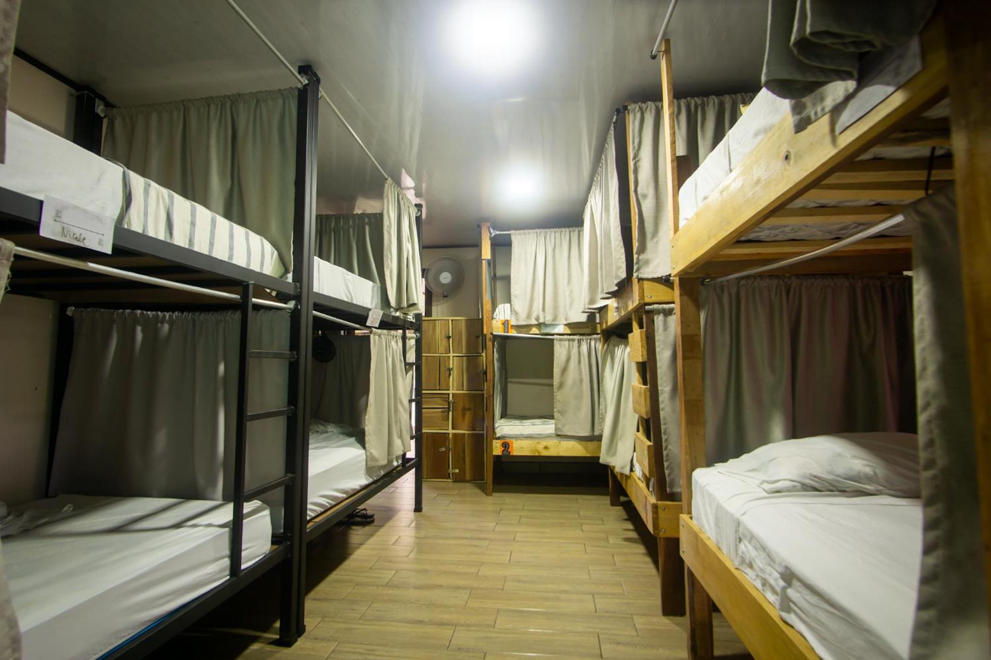 Argdivan Hostel La Fortuna Buitenkant foto